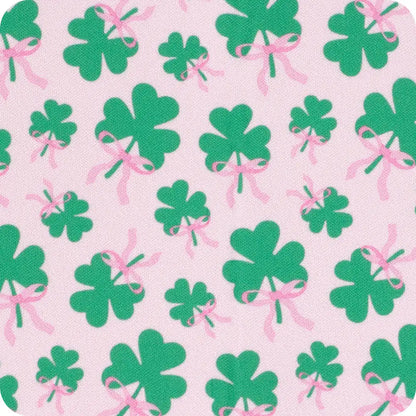 Clover Crush Medium Iced Cup Coolie